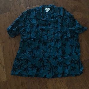 Hawaiian style shirt (men’s) NWOT